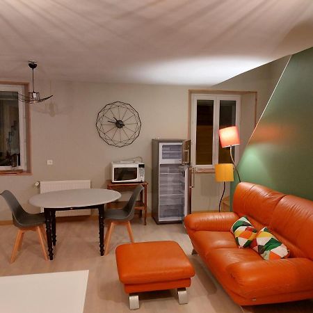 Studio Cosy De 2 A 4 Personnes Au Coeur Du Haut Doubs, Entre Les Lacs, Les Montagnes Et Les Vignobles Apartment Frasne Luaran gambar