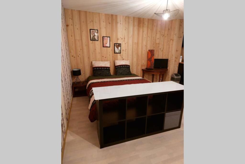 Studio Cosy De 2 A 4 Personnes Au Coeur Du Haut Doubs, Entre Les Lacs, Les Montagnes Et Les Vignobles Apartment Frasne Luaran gambar